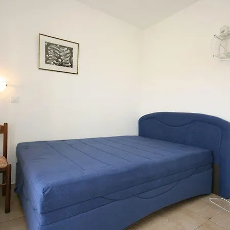 6875a Podaca